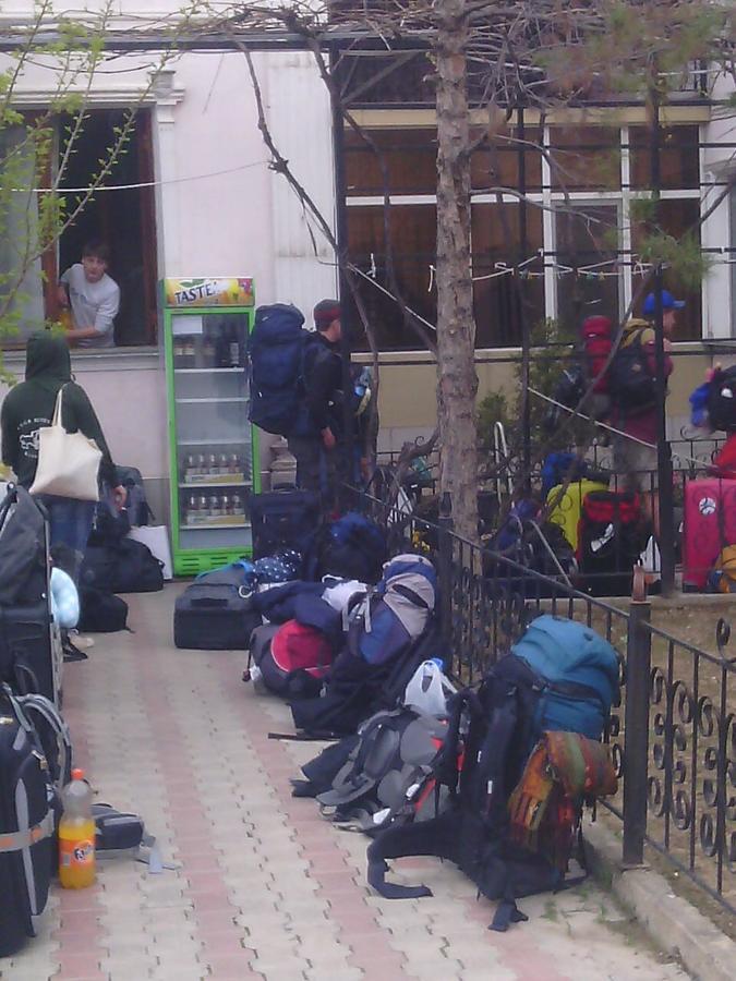 Shymhostle Hostel Shymkent Bagian luar foto