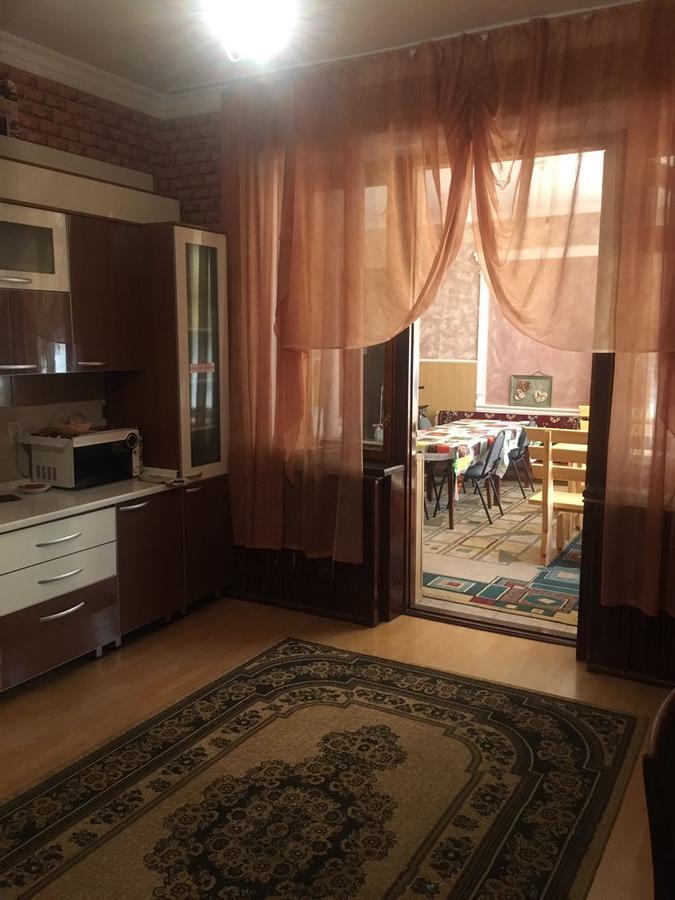 Shymhostle Hostel Shymkent Bagian luar foto
