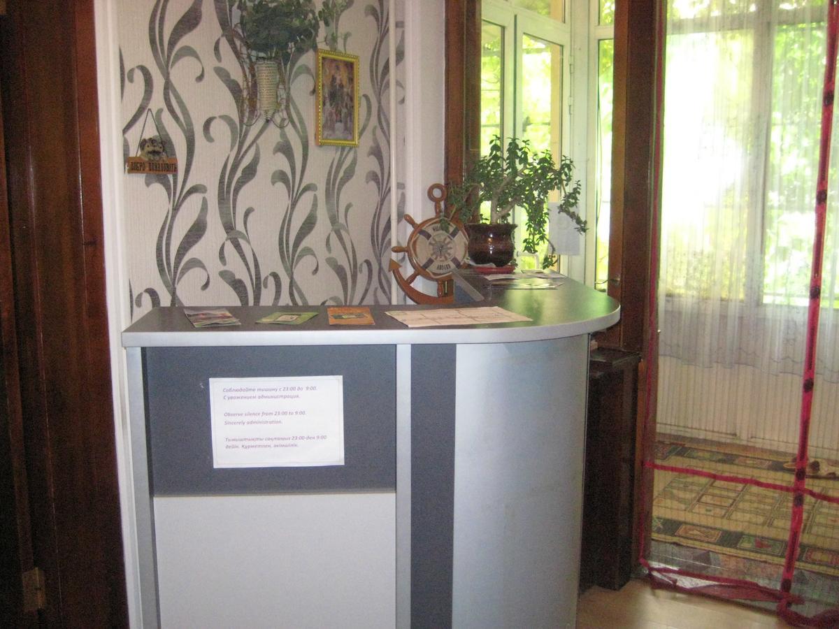 Shymhostle Hostel Shymkent Bagian luar foto