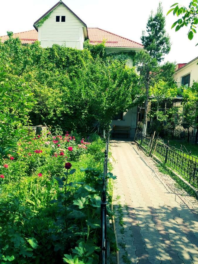 Shymhostle Hostel Shymkent Bagian luar foto